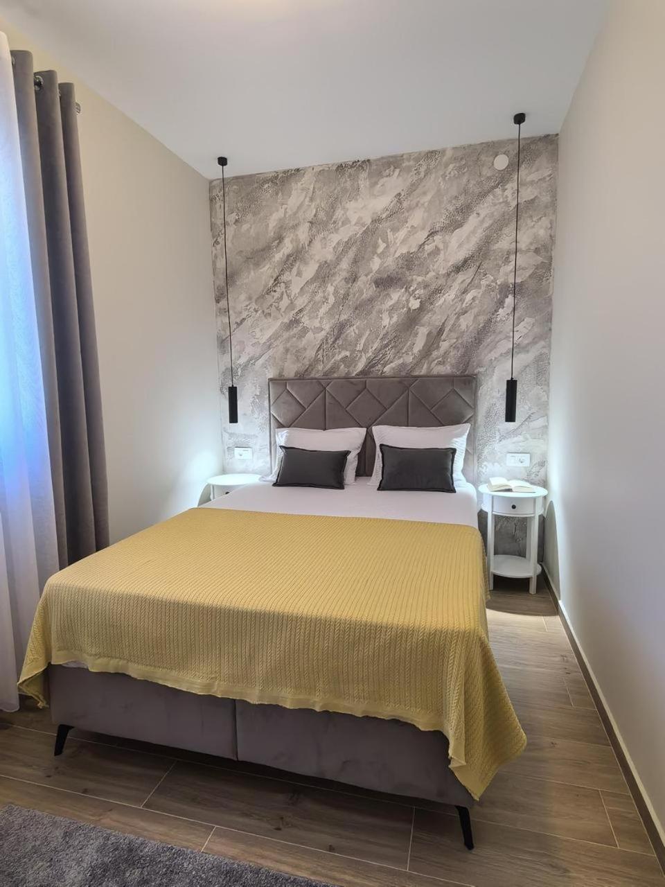 公寓 Sunny Hill - Parking - Fenced Garden - Luxury Loft